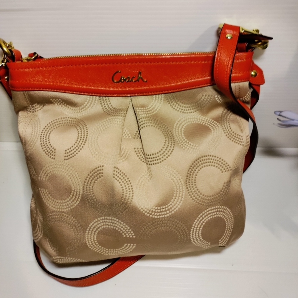 Coach Ashley Dotted Op Art C Signature Shoulder Crossbody Bag Never Used